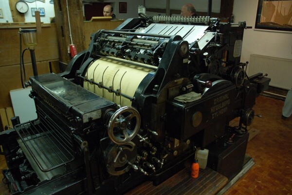 История печатного дела может стать ключом к регулированию ИИ