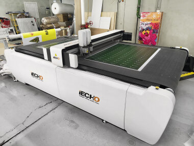 Планшетный режущий плоттер iECHO установлен в РПК «Пластикпринт»