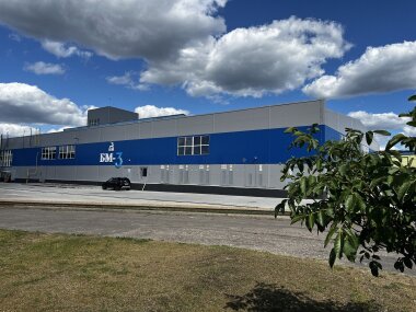 «Альбертин» запустил БДМ с линией для облагораживания макулатурного сырья