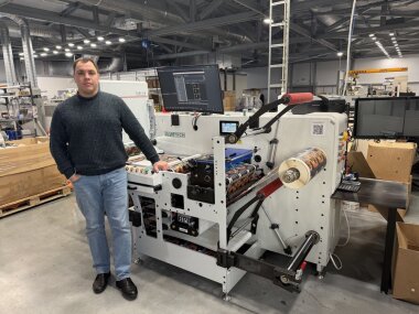 Инспекционная машина SMGTECH с системой 100% контроля качества установлена в типографии «Алайте-СПб»