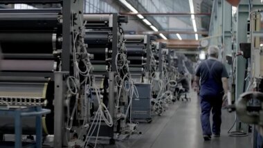 Langley Holdings анализирует убытки Manroland Sheetfed