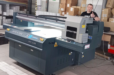 Второй УФ-принтер Sprinter запущен в столичной FOTOLAB