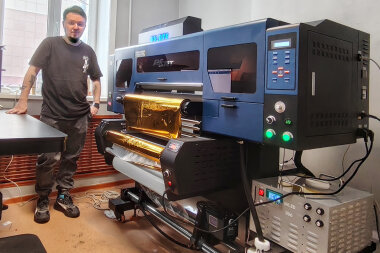 UV DTF-принтер ARK-JET пополнил парк оборудования РПК «Рико Дизайн»