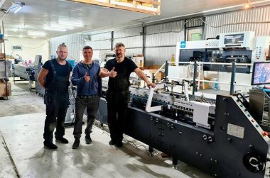 Фальцевально-склеивающая линия ROLAM установлена в «Эверест Принт»