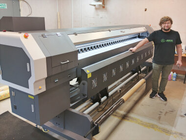 Второй трехметровый экосольвентный принтер ARK-JET установлен в РПК Houston Print