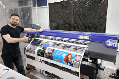 Экосольвентный принтер ARK-JET SOL 1602 заработал в «Абрис-м» 