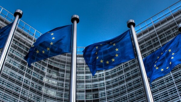 Еврокомиссия ужесточает ограничения для американских облачных сервисов