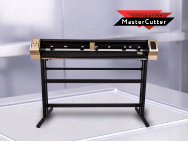 Линейка режущих плоттеров MasterCutter продолжает расширяться