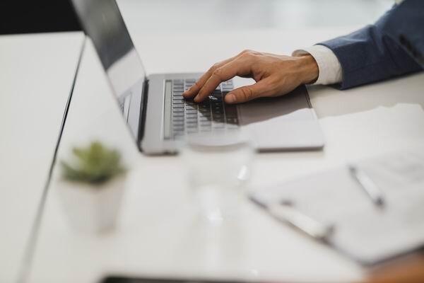С внедрением ИИ торопятся, игнорируя неготовность инфраструктуры