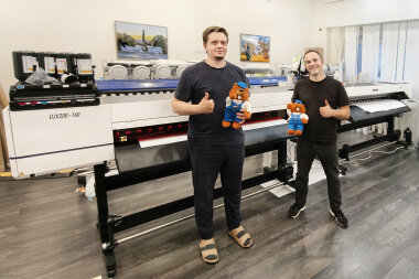 УФ-принтер Mimaki UJV200 запущен в компании «Сказитель»