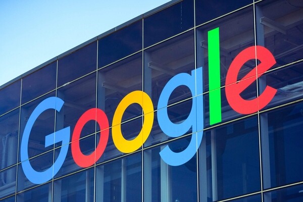 Еврокомиссия оштрафовала Google на 1 млрд долл.