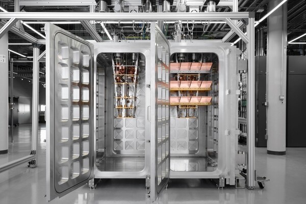 Криогенные модули IBM приближают появление отказоустойчивых квантовых компьютеров