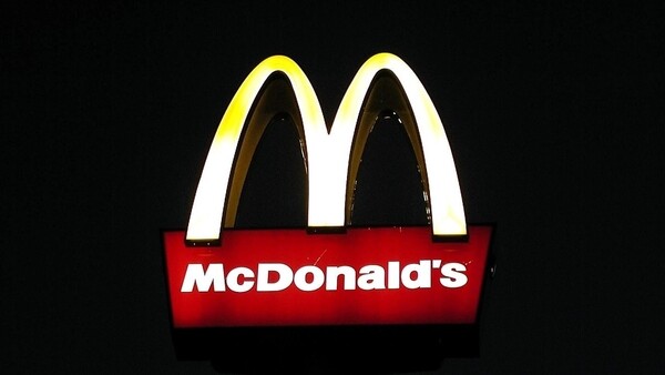 Дважды в одну реку: McDonald's перезапускает ИИ для автоокон