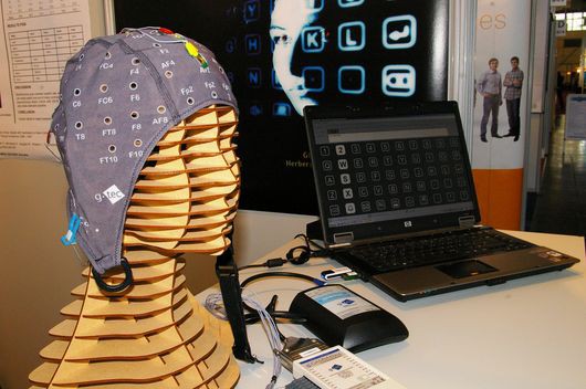 CeBIT: набор текста силой взгляда