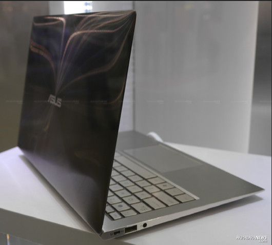 Невероятно тонкий ASUS UX21