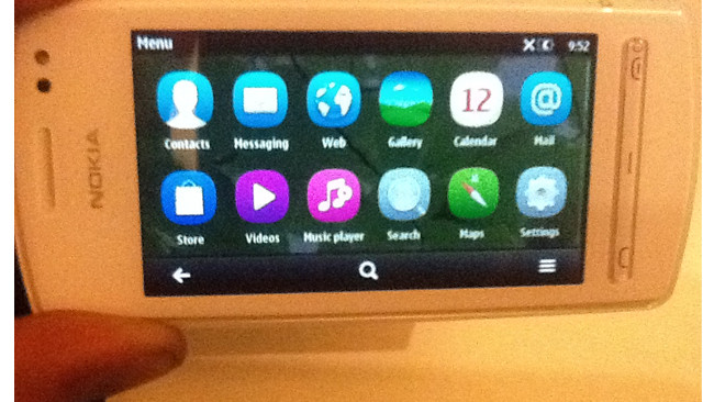 Первые изображения Nokia N5