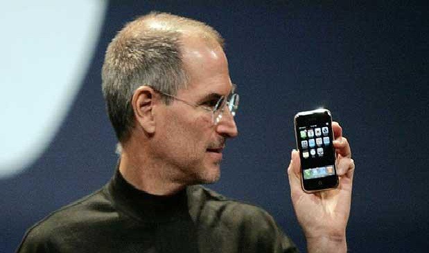 Apple перегнала Nokia в продажах смартфонов