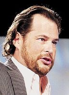 Salesforce.com выдвигает концепцию «социальных предприятий»