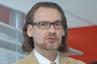 И бесплатно покажет...