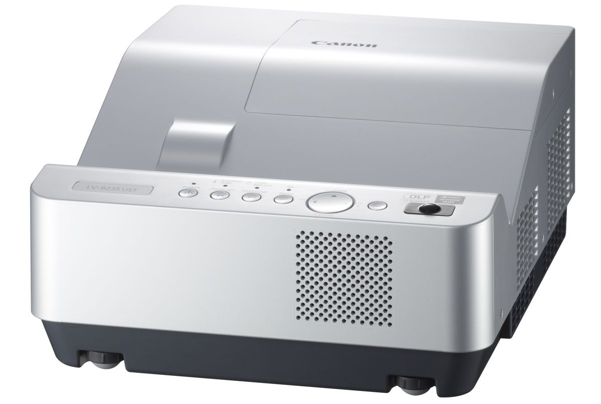 Canon проецирует со сверхмалых расстояний