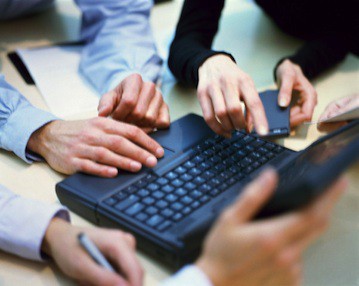 Как построить EMR-биржу