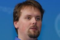 Поезд виртуализации отправляется с третьей платформы