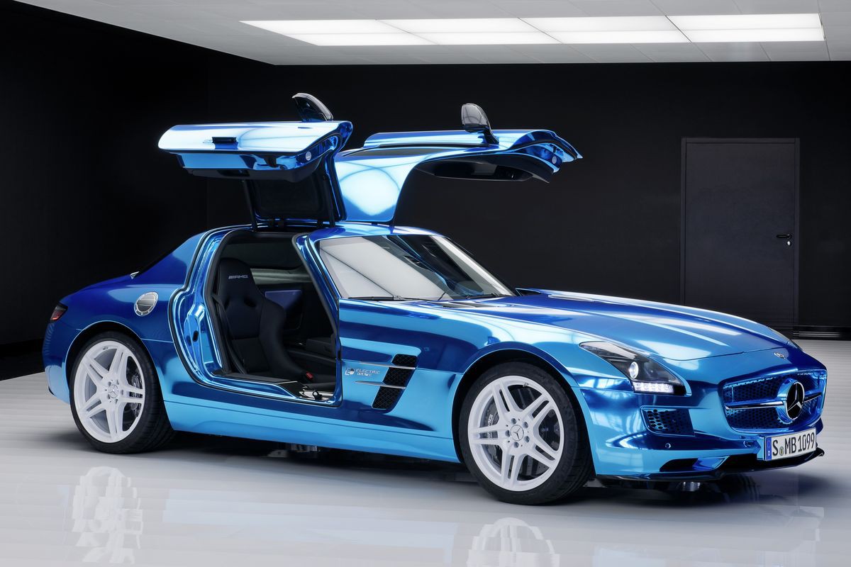 Спортивный электромобиль Mercedes SLS AMG Coupe будет стоить полмиллиона долларов