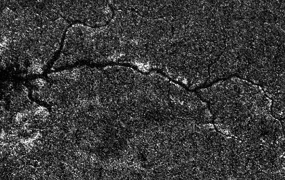 На самом большом спутнике Сатурна найден мини-двойник реки Нил