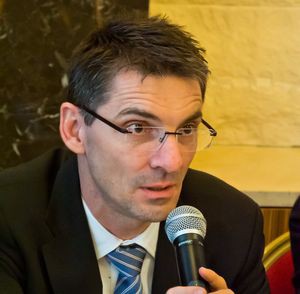 Анализ в крупных размерах