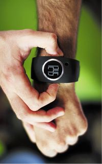 Hughes Telematics: от транспорта к медицине