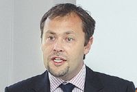 С юридической поддержкой