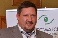 Собрать бумаги б все...