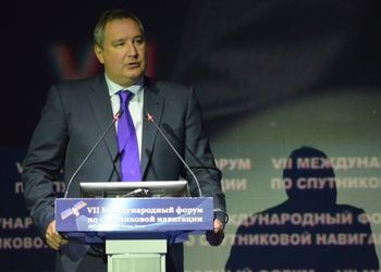 Опережая на два года