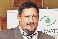 Собрать бумаги б все...