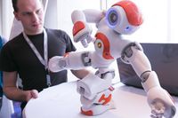 Услышать друг друга