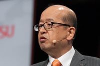 Нориюки Тоеки: Fujitsu не откажется от Unix — в пику IBM