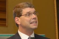 Xbox One и PlayStation 4 выводят AMD из кризиса