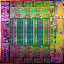 Intel готовит 15-ядерный процессор