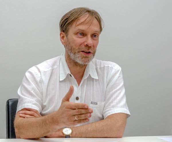 Внимание на экран