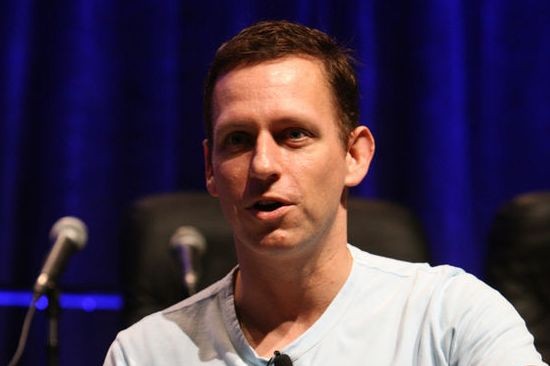 Питер Тиль: общество враждебно относится к технологии