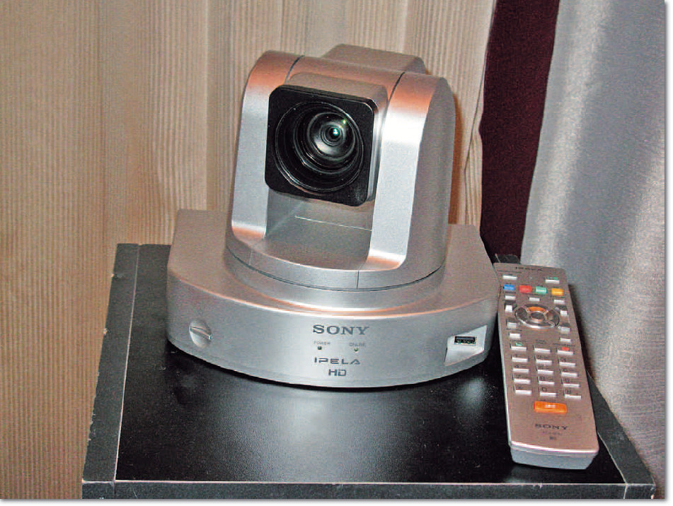 Sony объединяет кодек и камеру ВКС