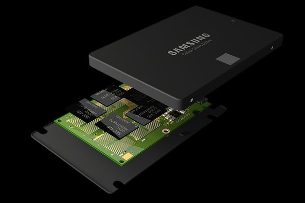 Samsung оснащает наиболее доступные флеш-накопители памятью 3D NAND