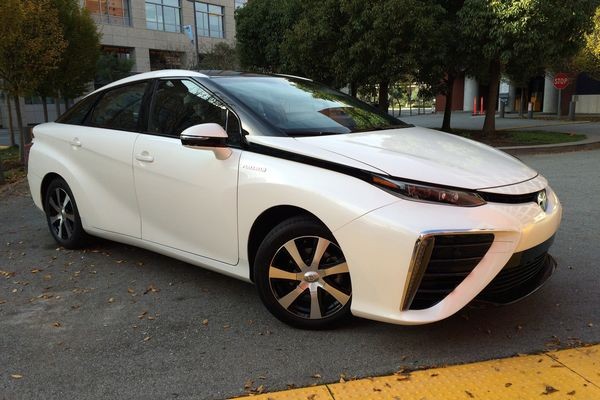 CES: Toyota приближает новую эру автомобильной индустрии