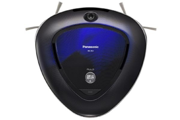 Треугольный робот-пылесос Panasonic справляется с очисткой углов