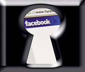 В Facebook создают корпоративную версию социальной сети