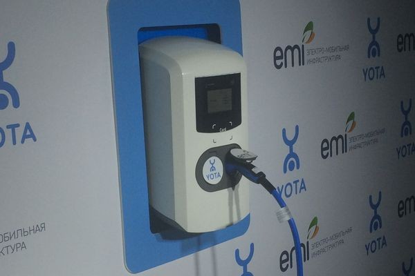 Yota и Revolta Motors зарядят по полной