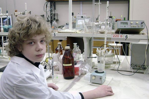 Intel манит школьников в науку