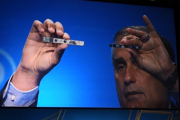 Камера RealSense появится в смартфонах