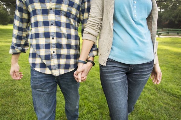 Страховщики начинают контролировать клиентов через носимые устройства