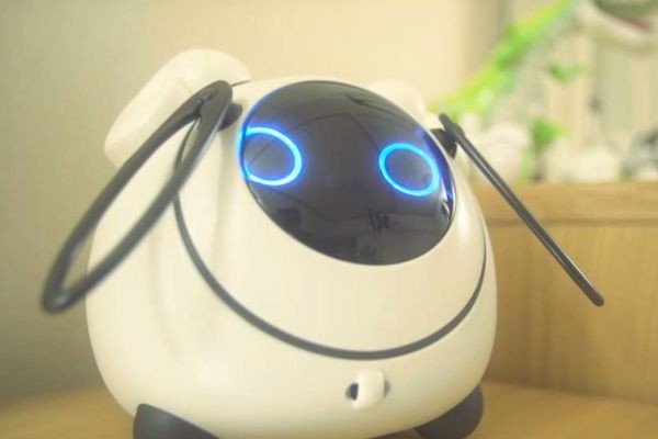 В DoCoMo встроили голосового ассистента в игрушечную овечку